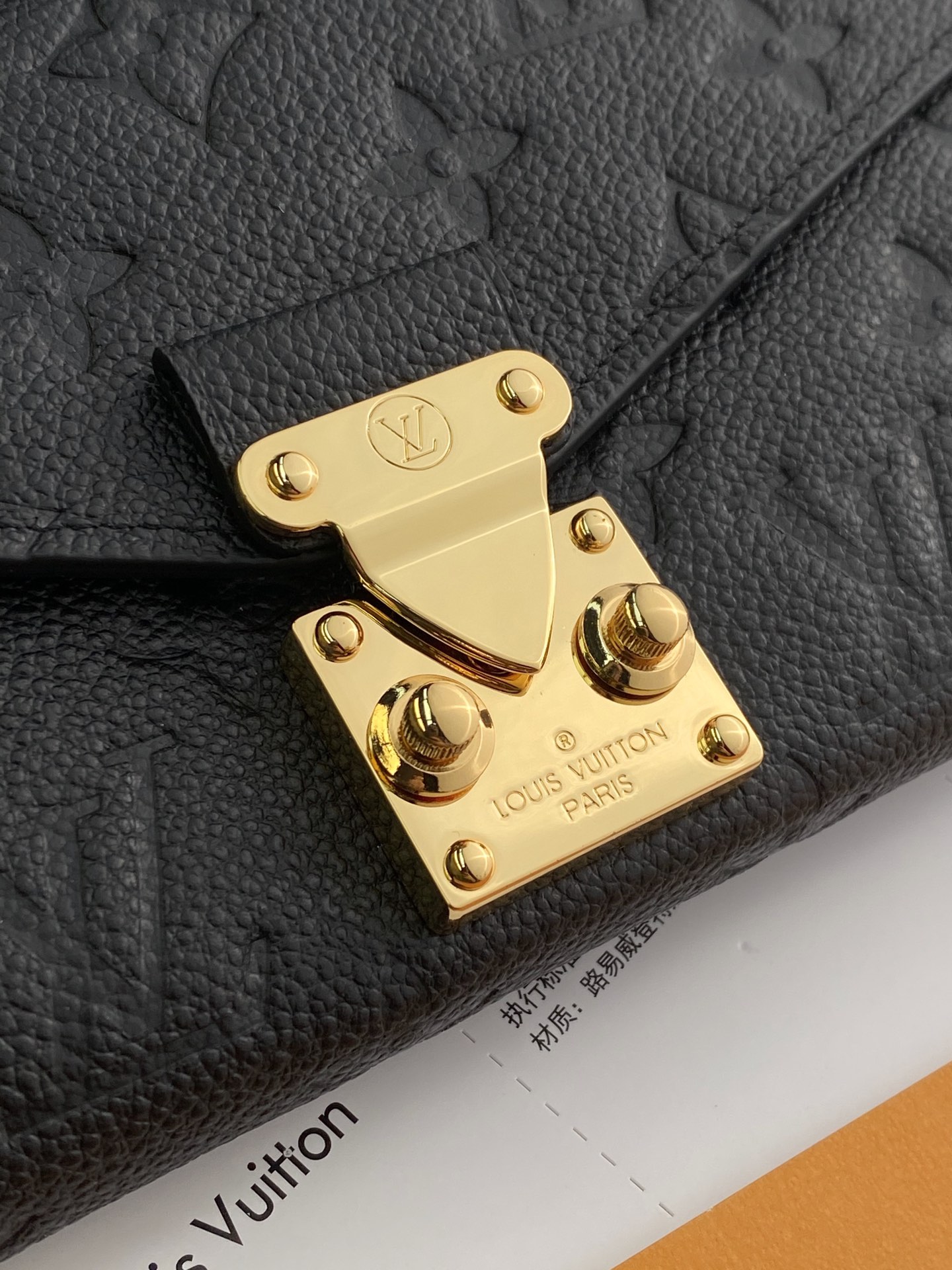 LV wallet 02 19*10.5*2CM