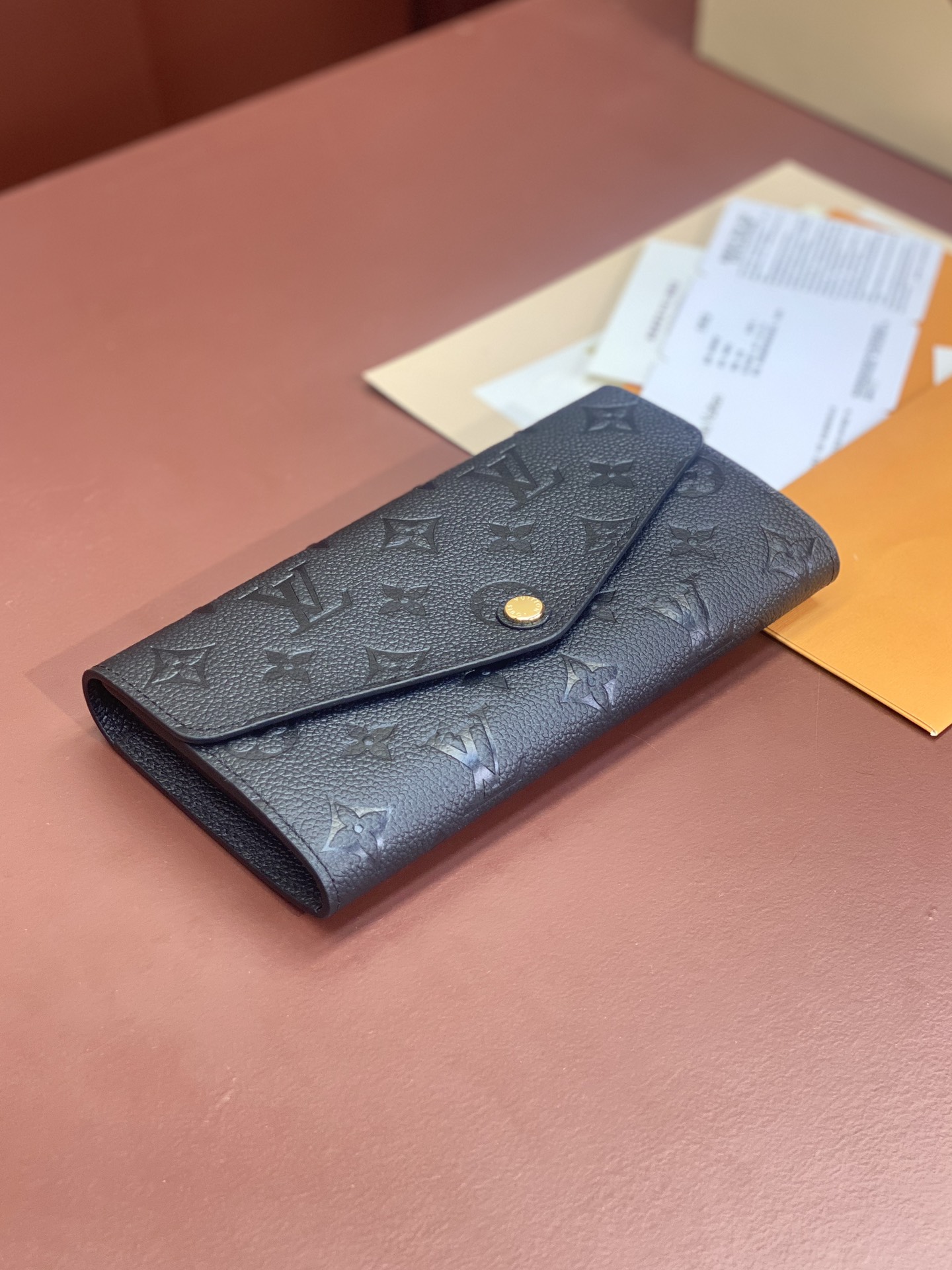 LV wallet 03 19*10.5*2CM