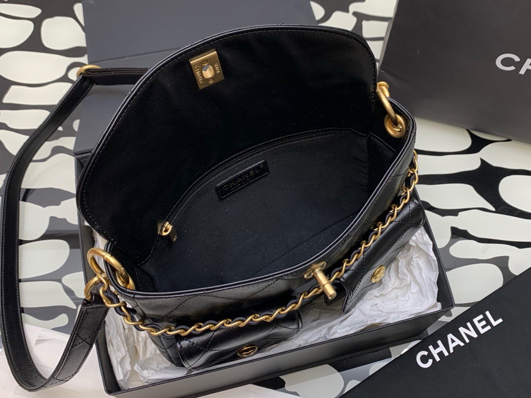 Ch*el hoho bag 24cm