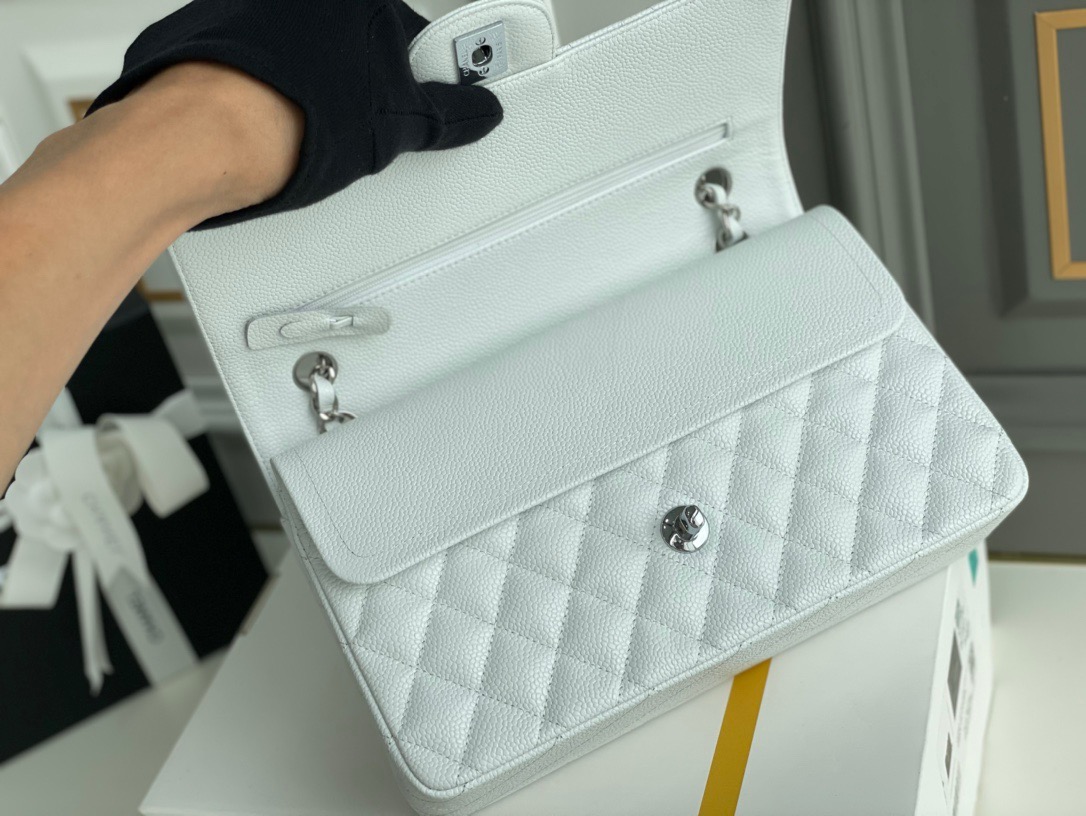 Ch*el classic flap 25cm white