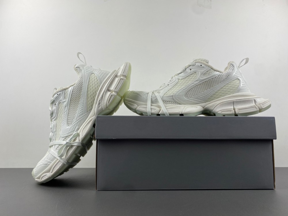 Ba*len*cia*ga sneaker 2024040301