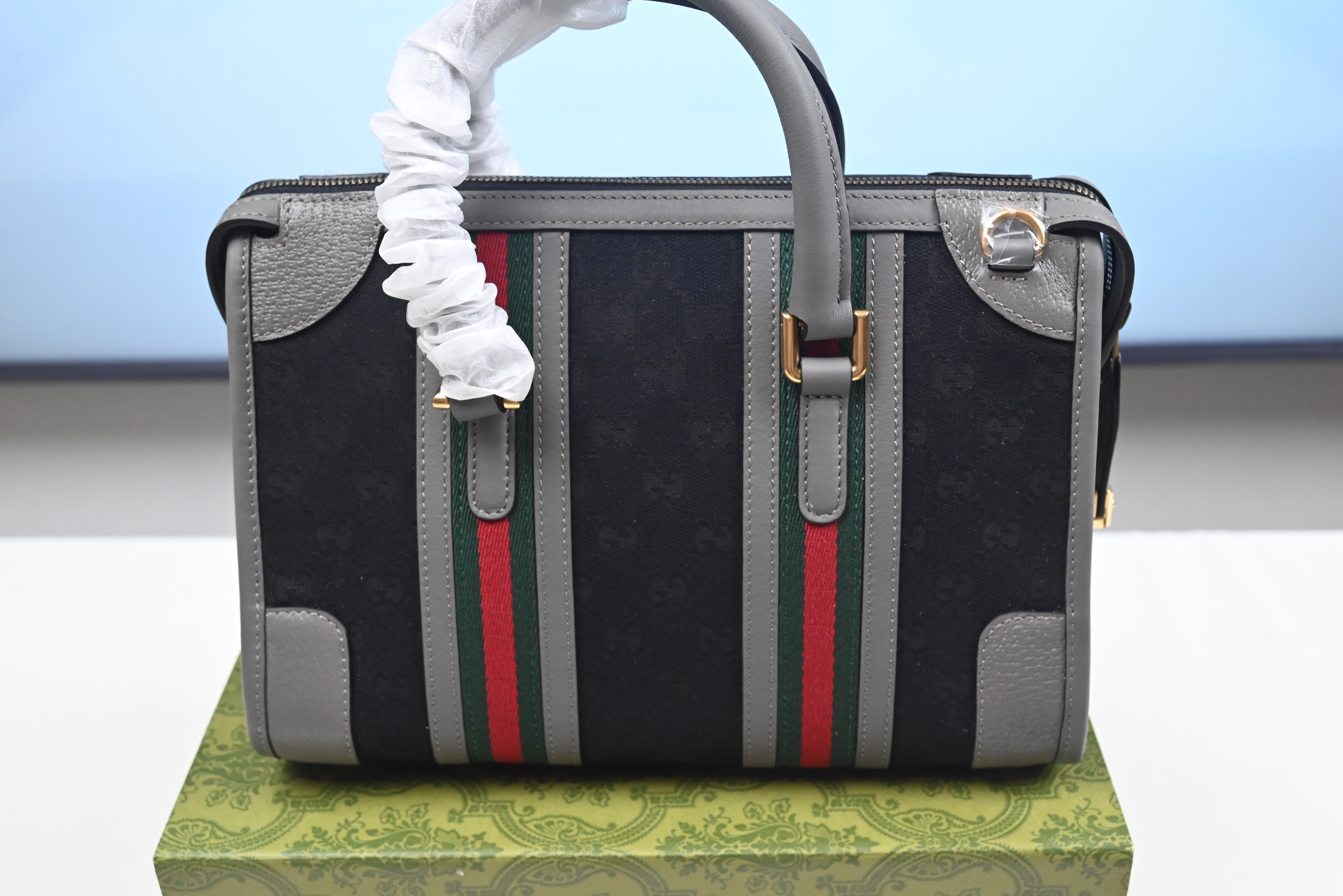 G*u*i bag 27cm 2024040801