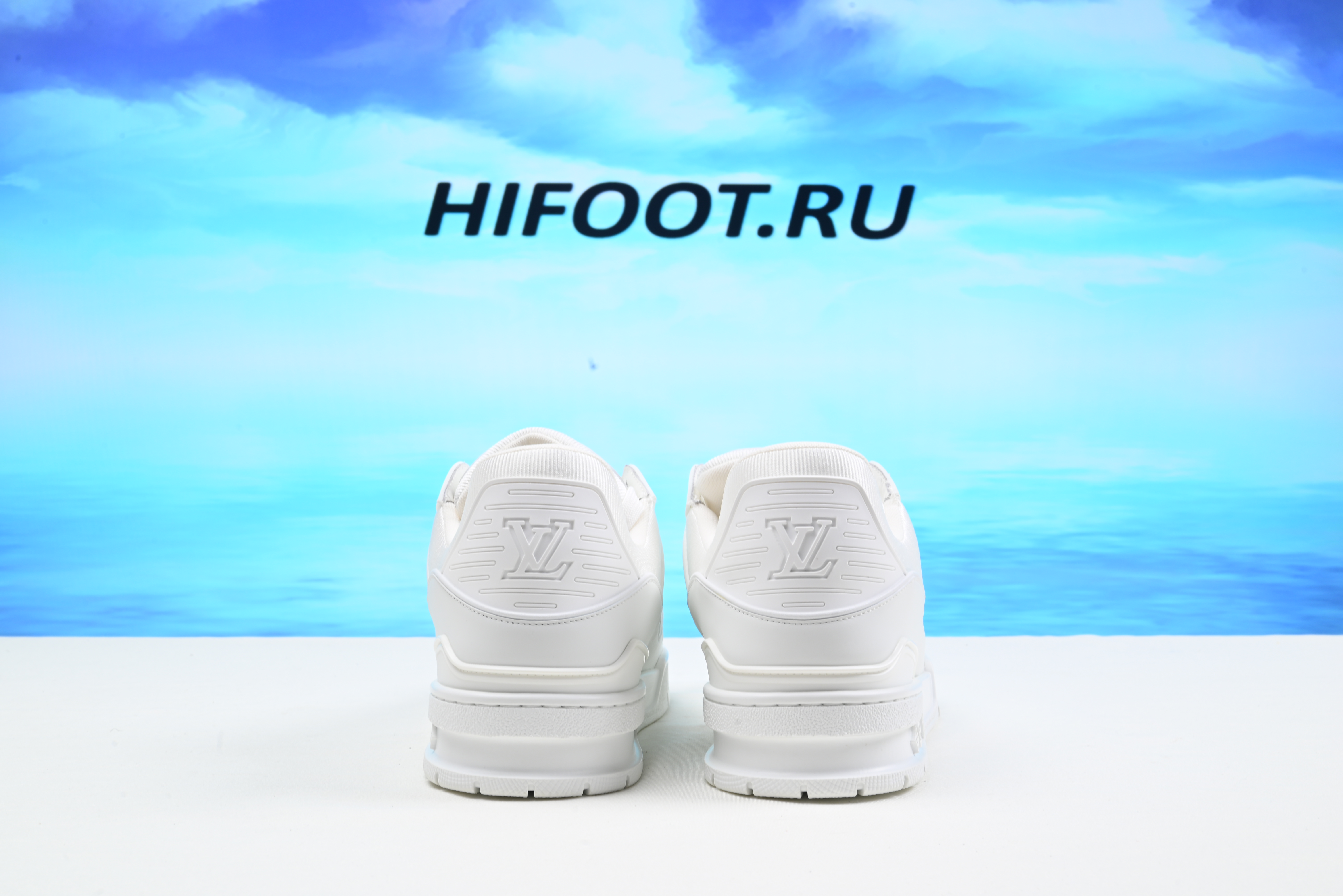 LV sneaker 2023120203
