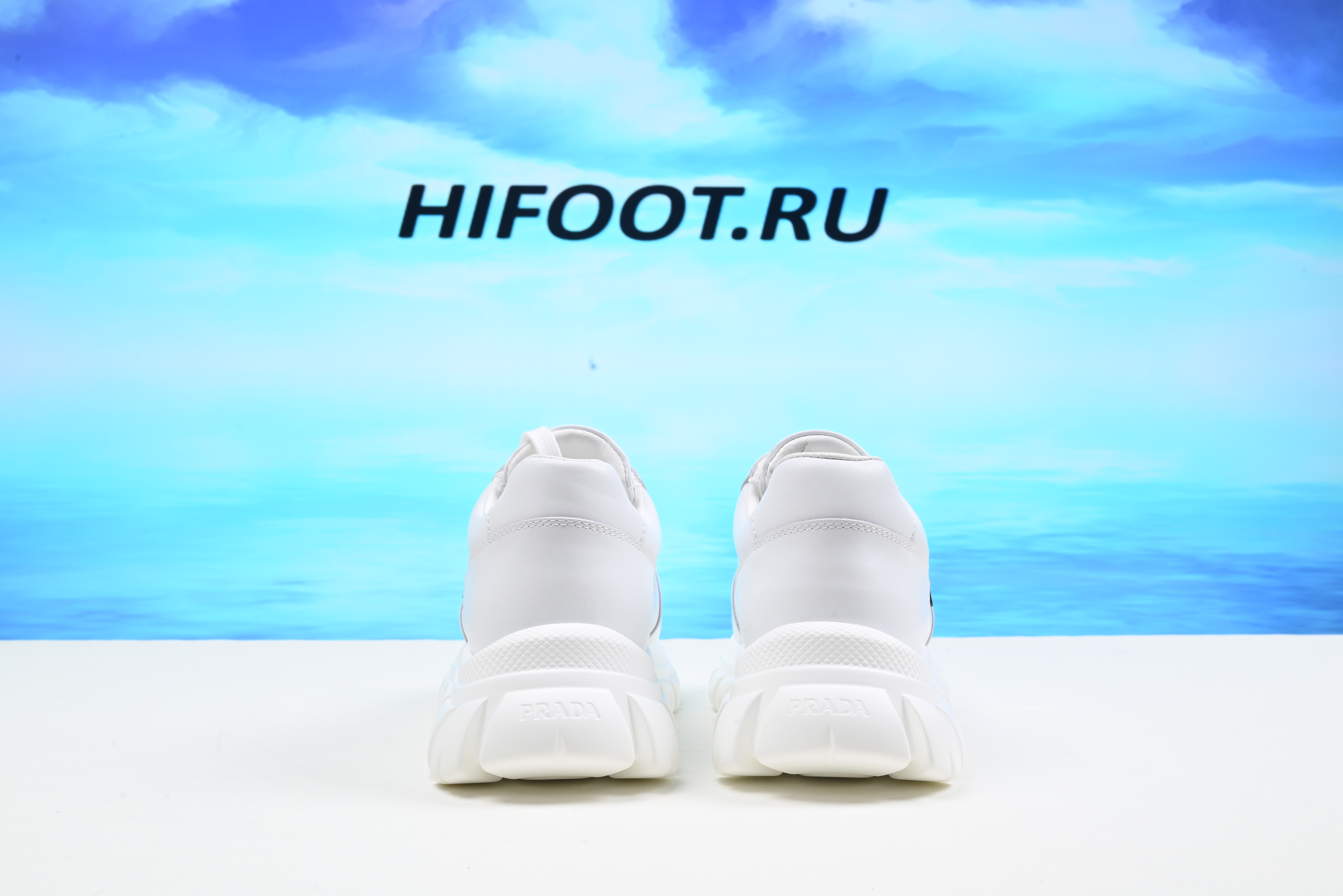 Pra*a sneaker 2024040801