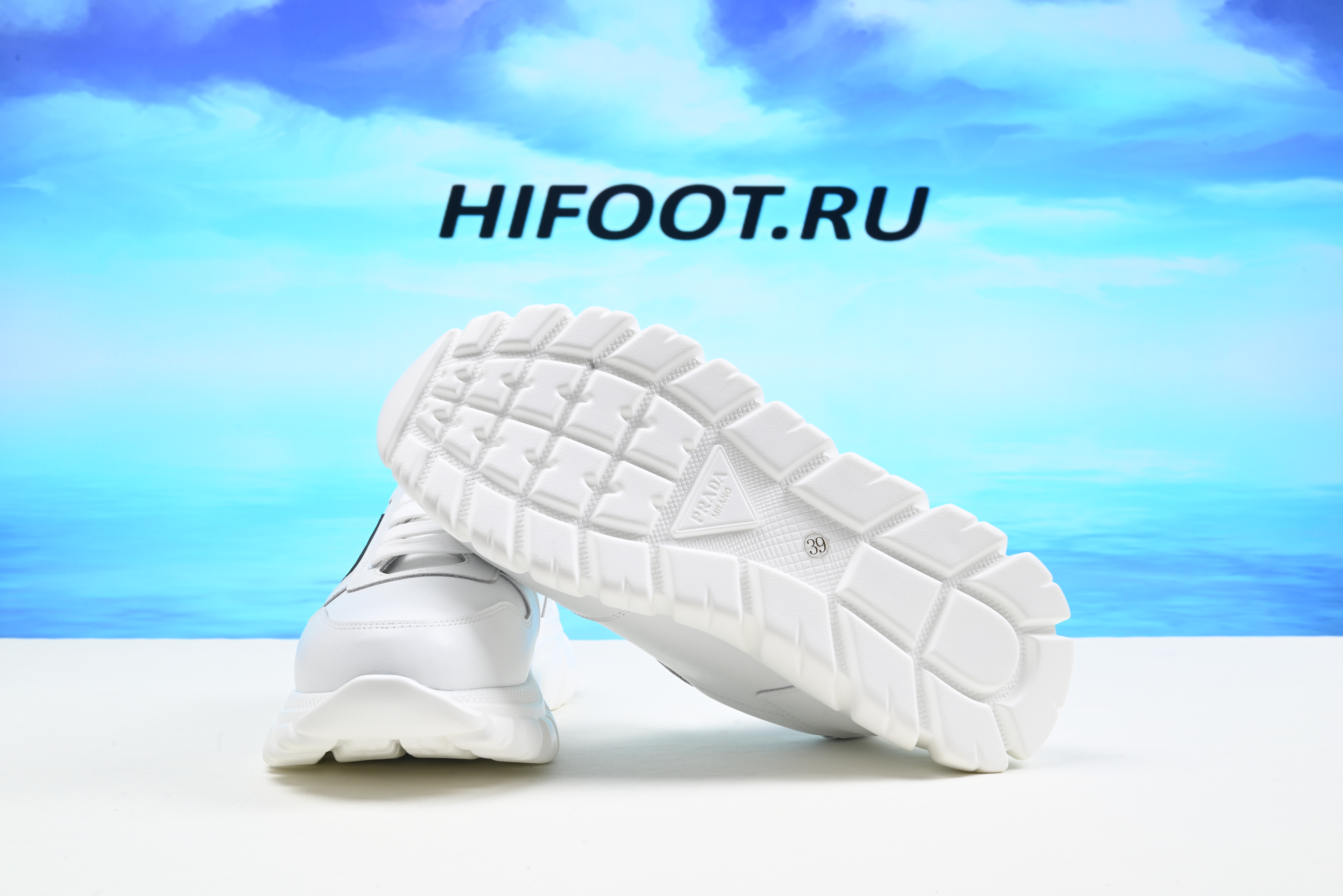 Pra*a sneaker 2024040801