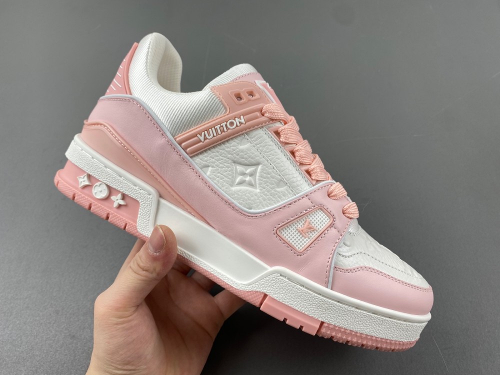 LV sneaker 2024041001
