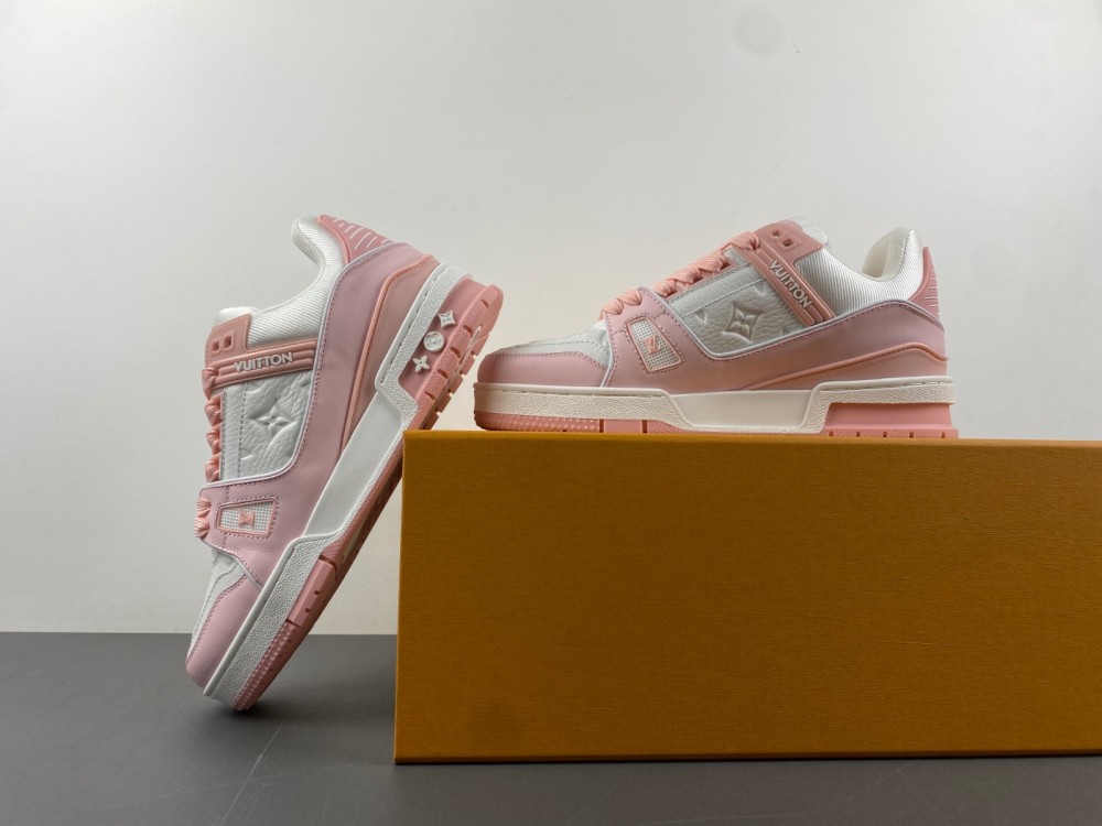 LV sneaker 2024041001