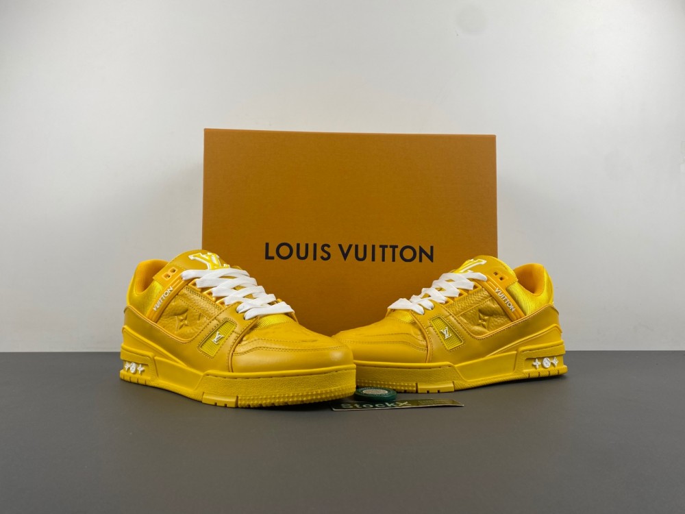 LV sneaker 2024041501