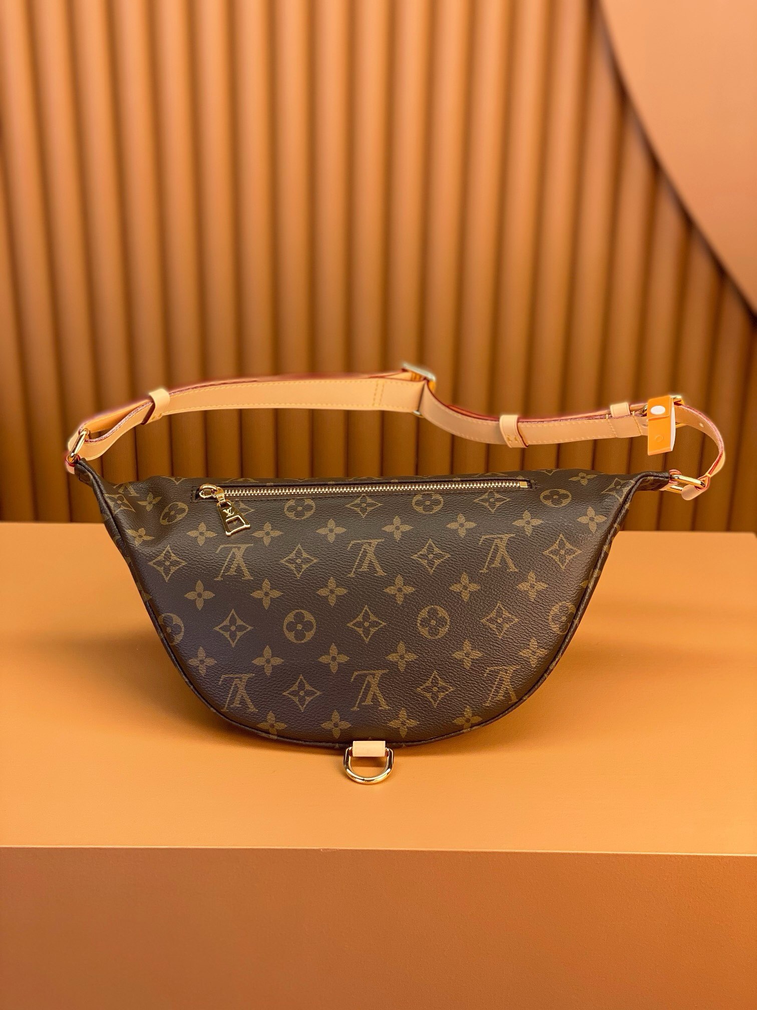 lv l**is V*t*n belt bag monogram m43644 bumbag  37*14*13cm