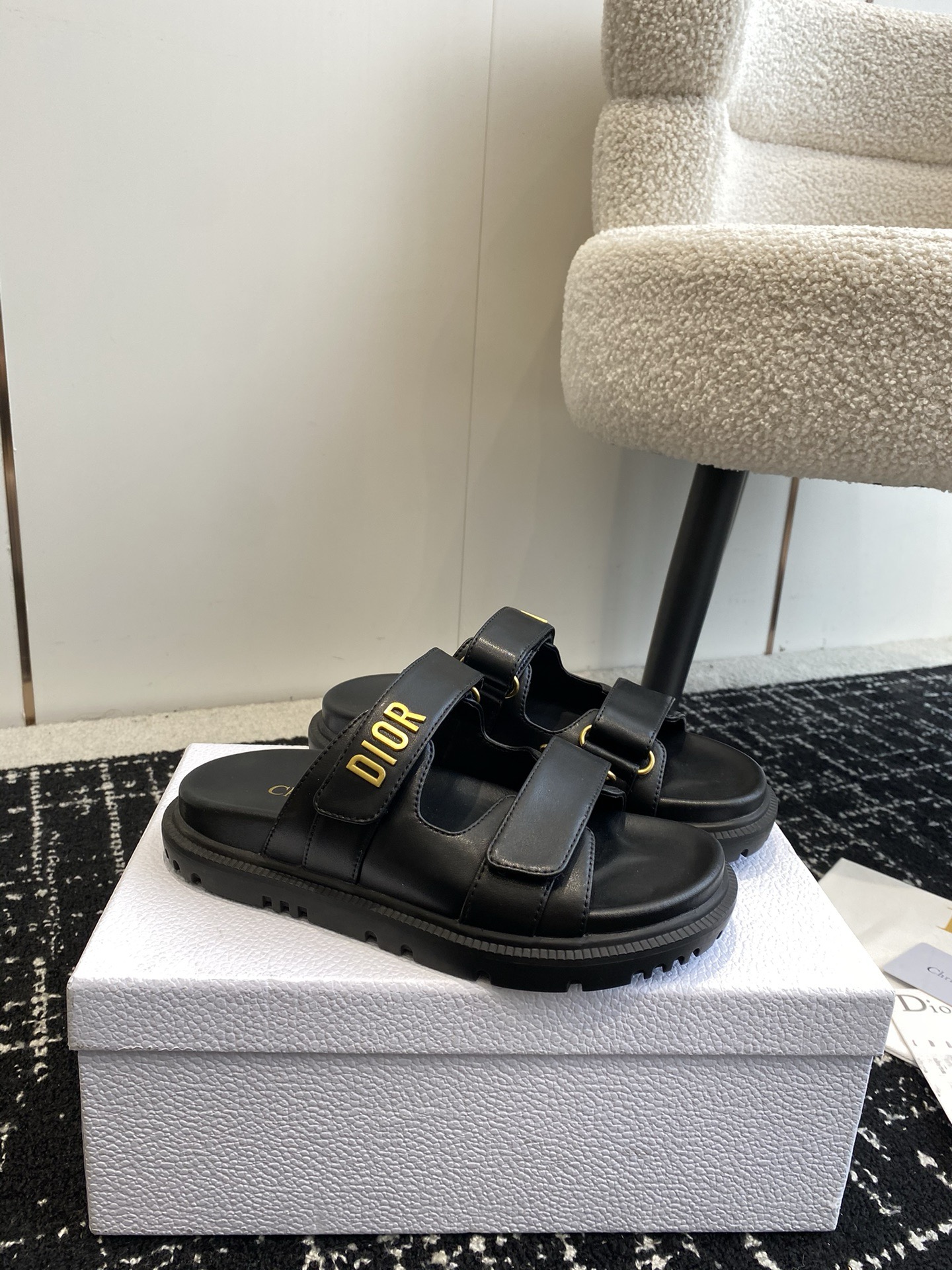 D*or sandals 2024041701