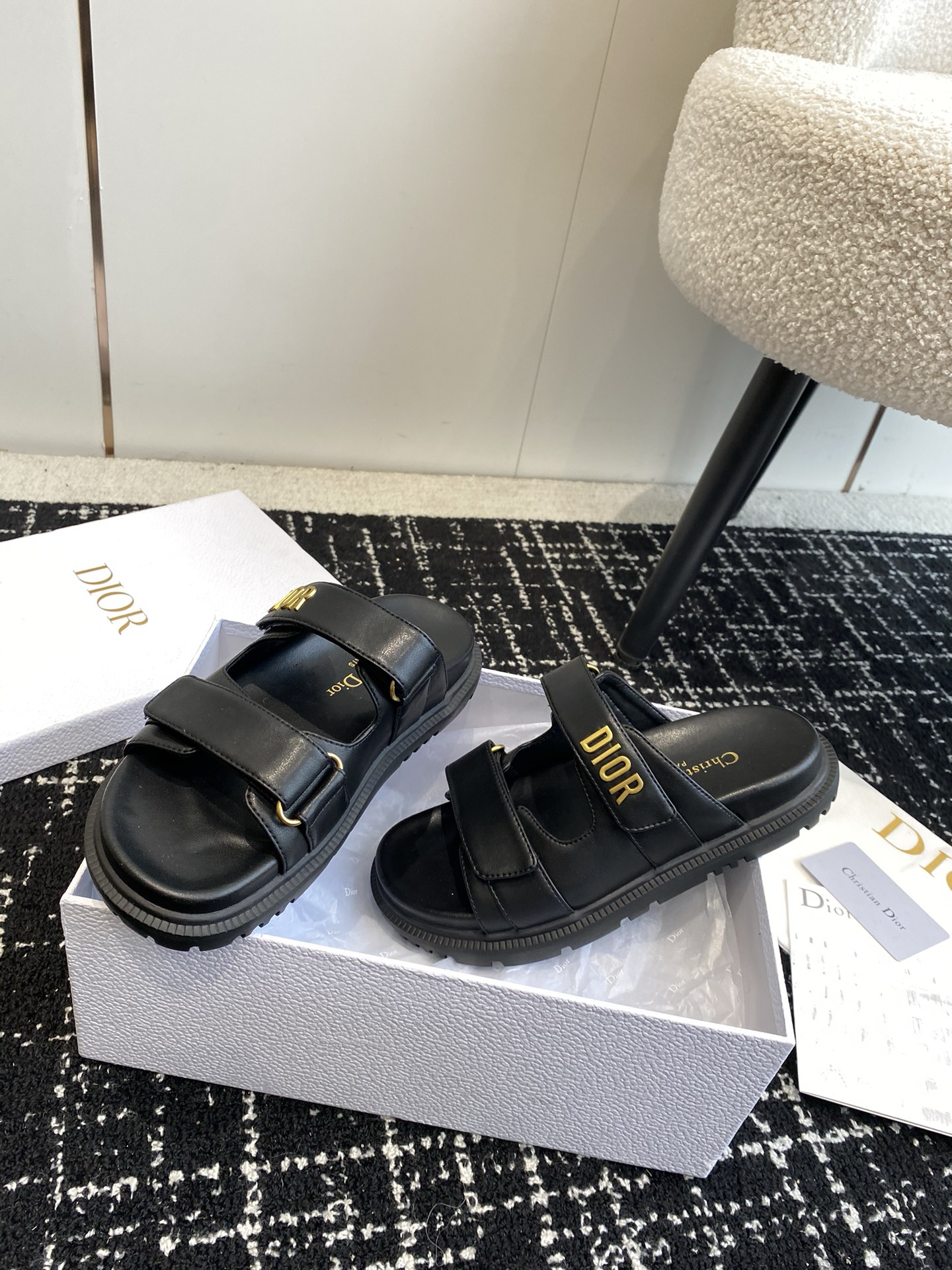 D*or sandals 2024041701
