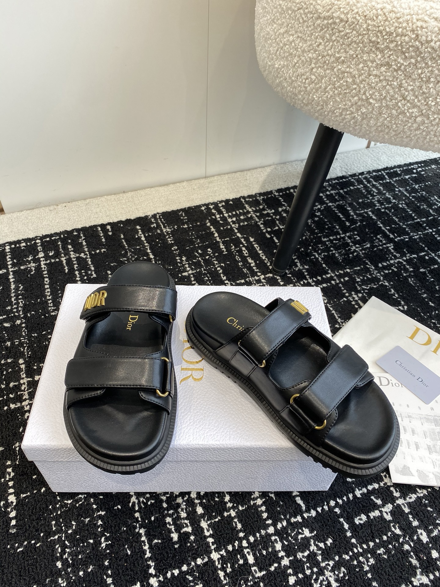 D*or sandals 2024041701