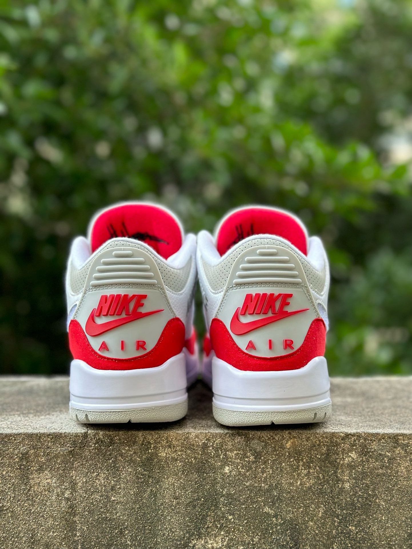 Air Jordan 3 Retro Tinker Air Max 1 CJ0939-100