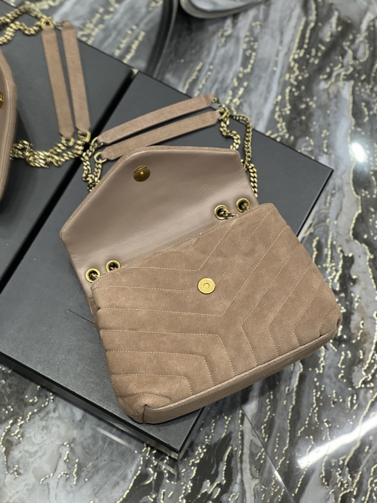 Y*L lou lou 25cm 2024042101
