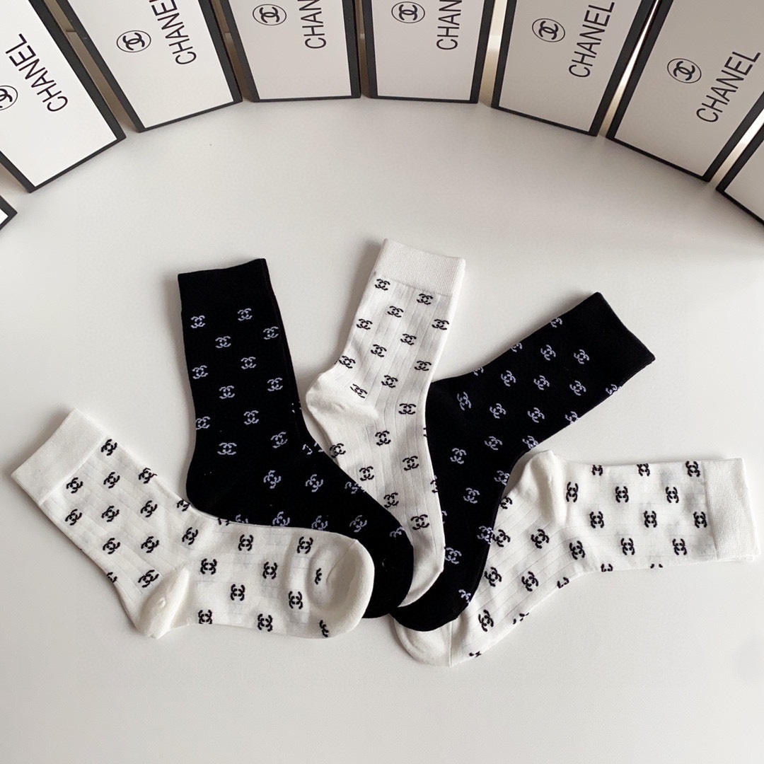 Ch*el socks