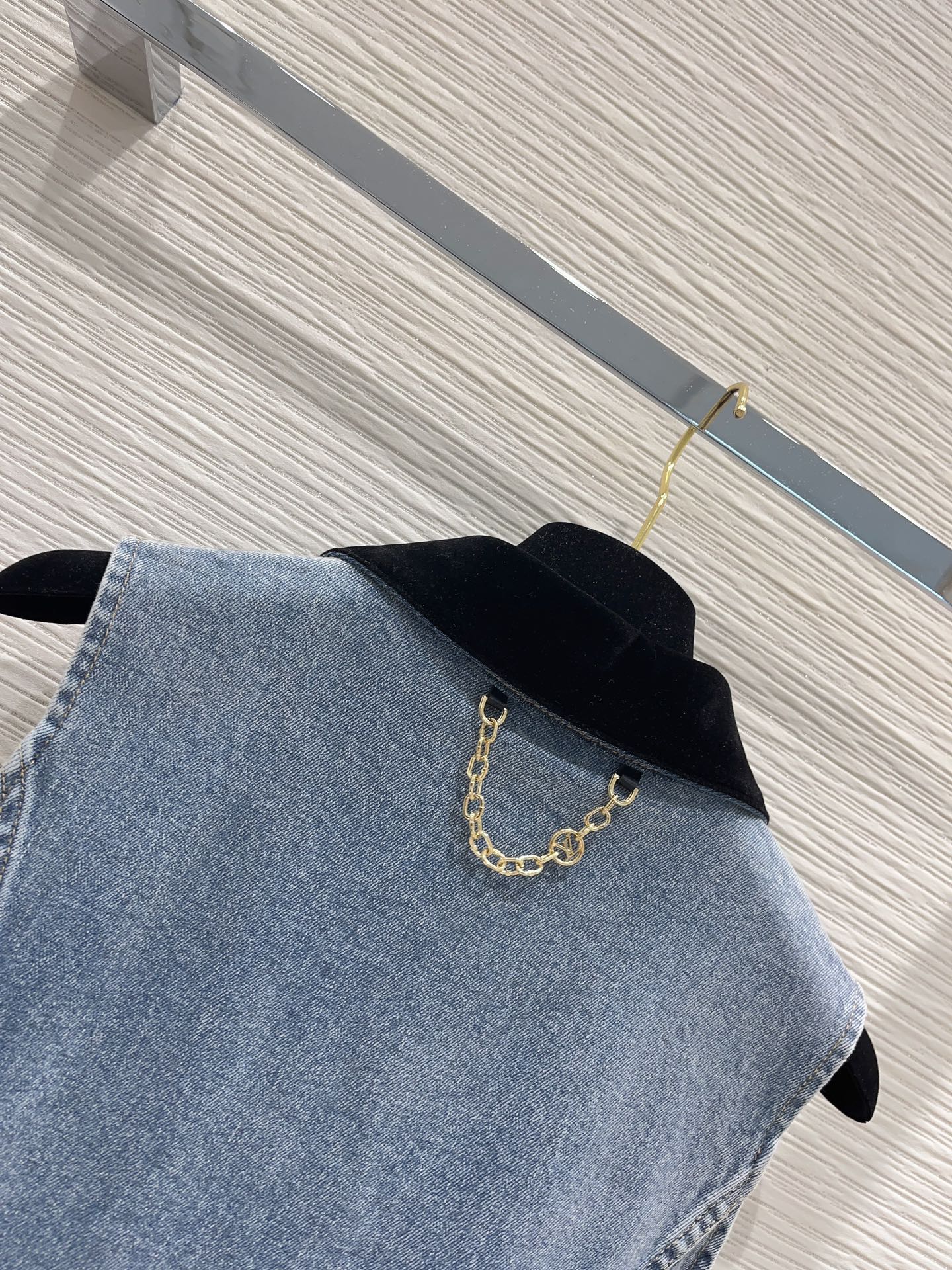 lv1