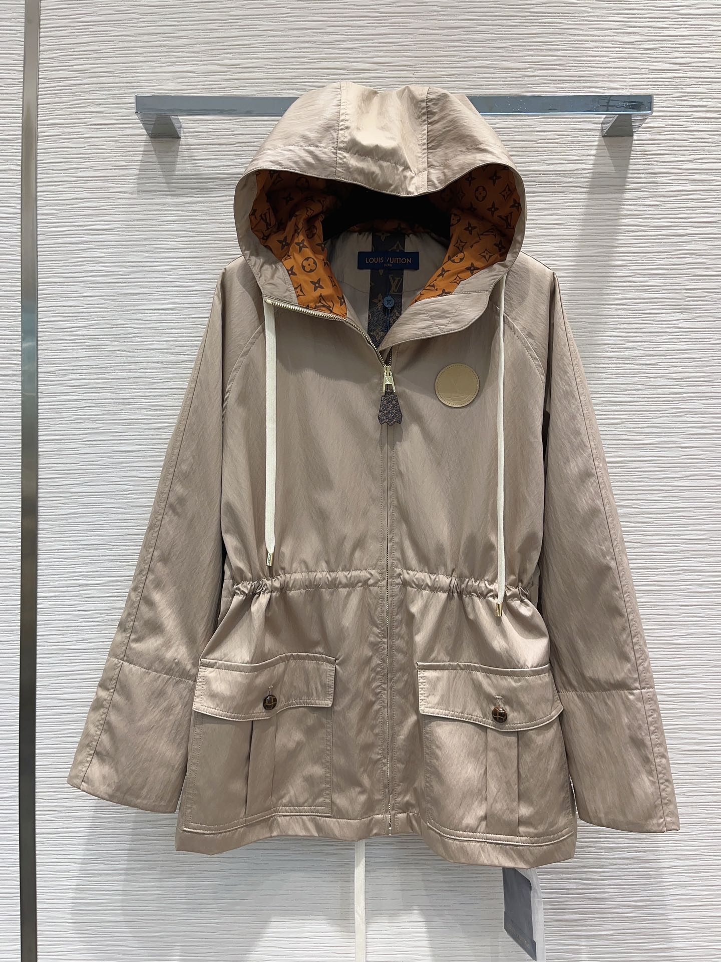 LV5