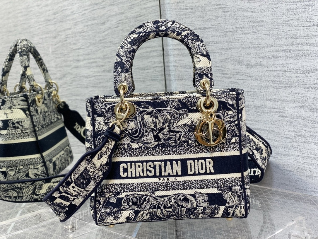 D*or medium lady d-lite bag 24cm