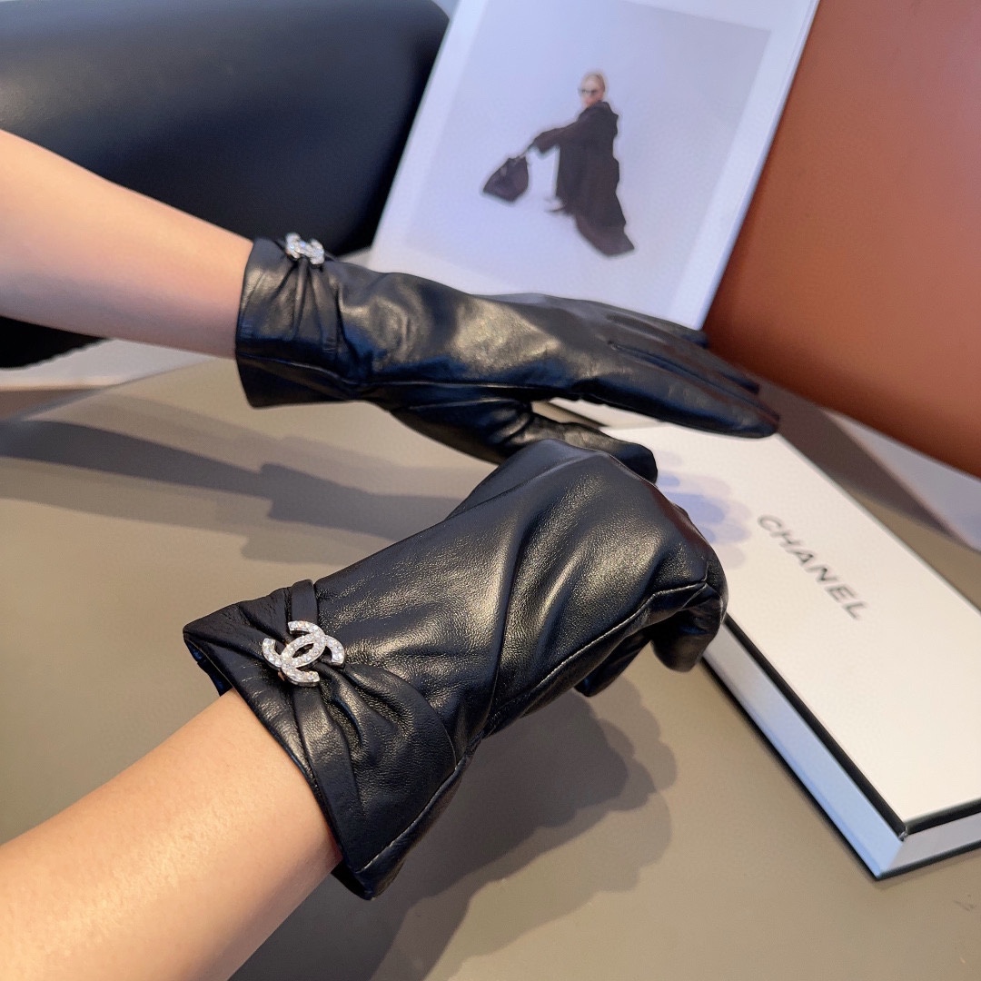 gloves  000