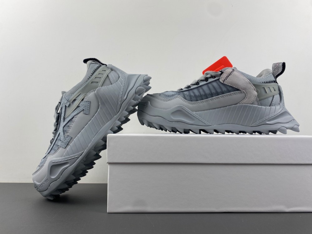 Off-White c/o Virgil Abloh 2024050801