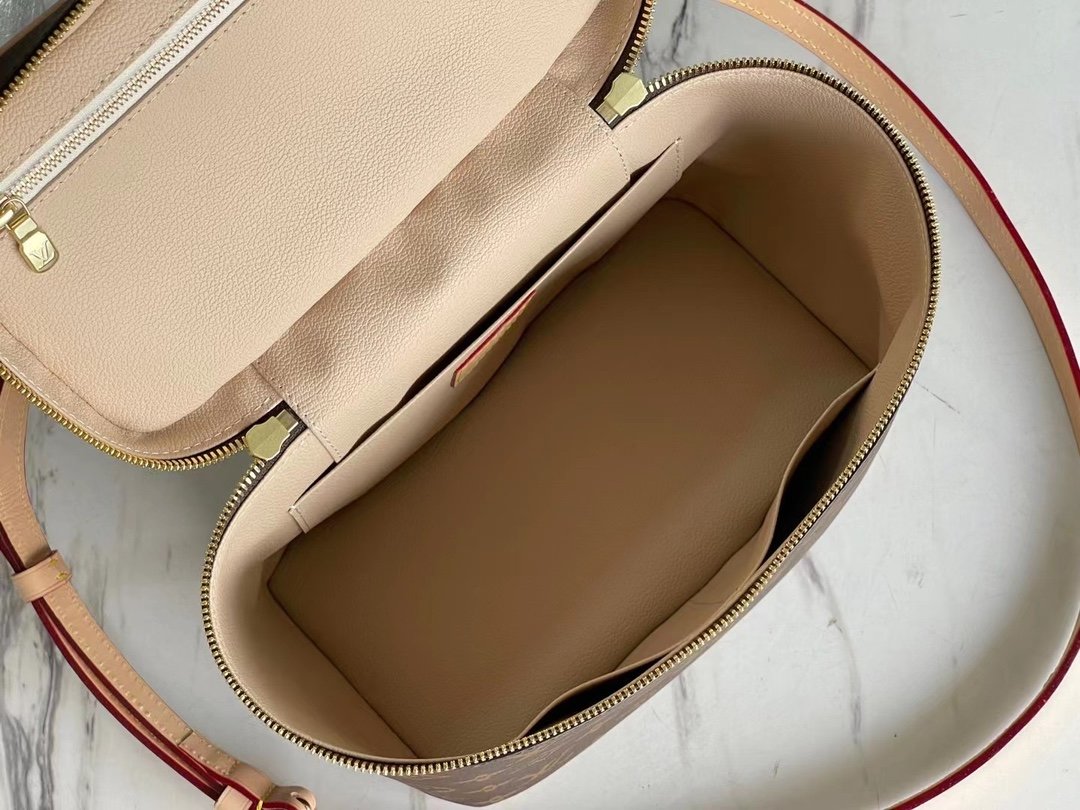 lv l**is V*t*n  nice bb vanity cosmetic bag m42265 24cm