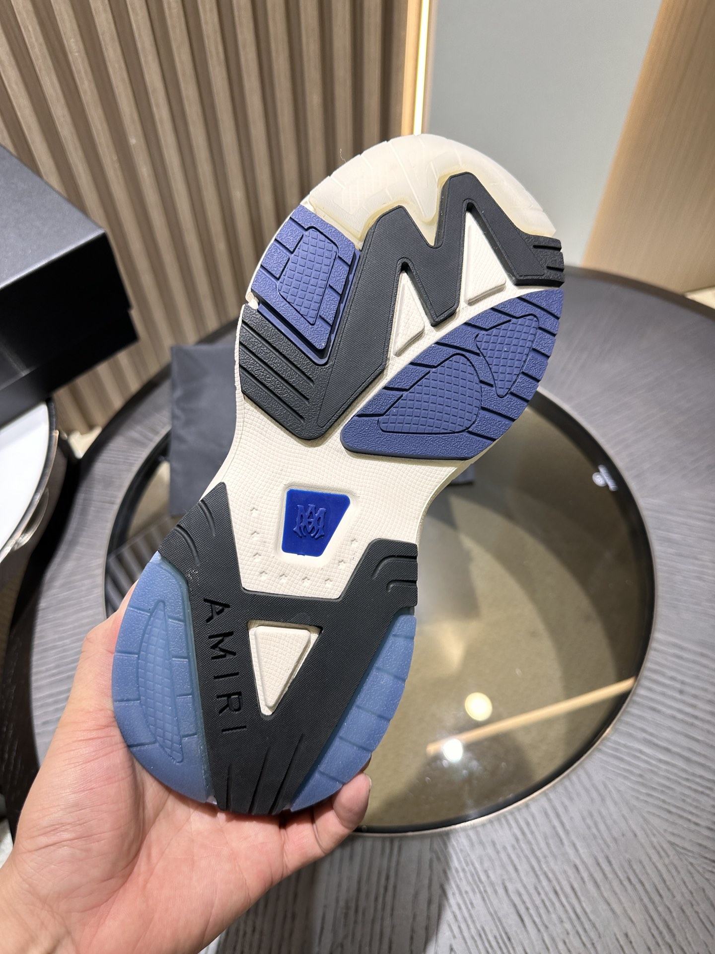 Amiri sneaker 2024050908