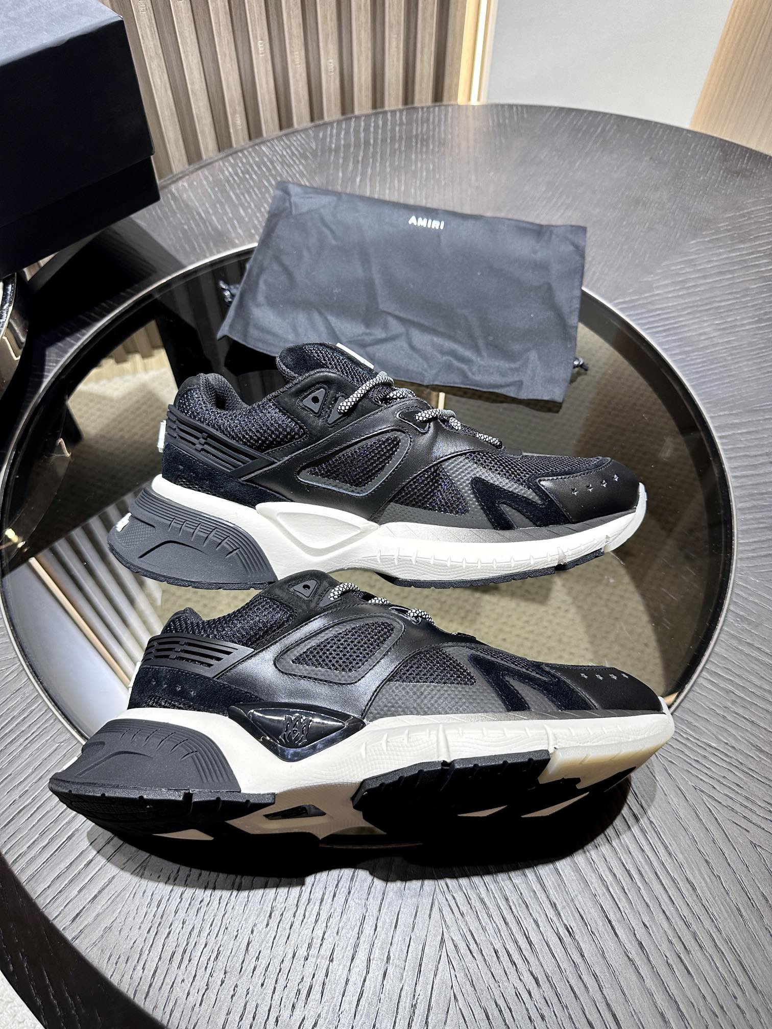 Amiri sneaker 2024050909