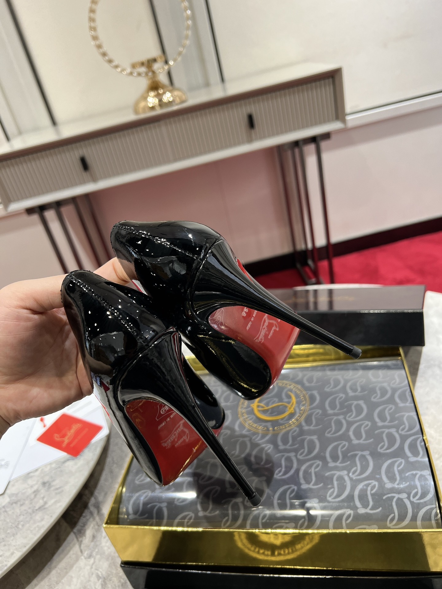 heels 1