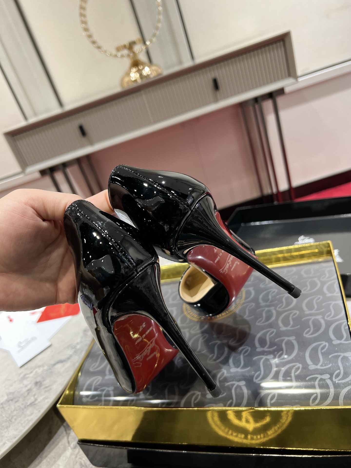 heels 6