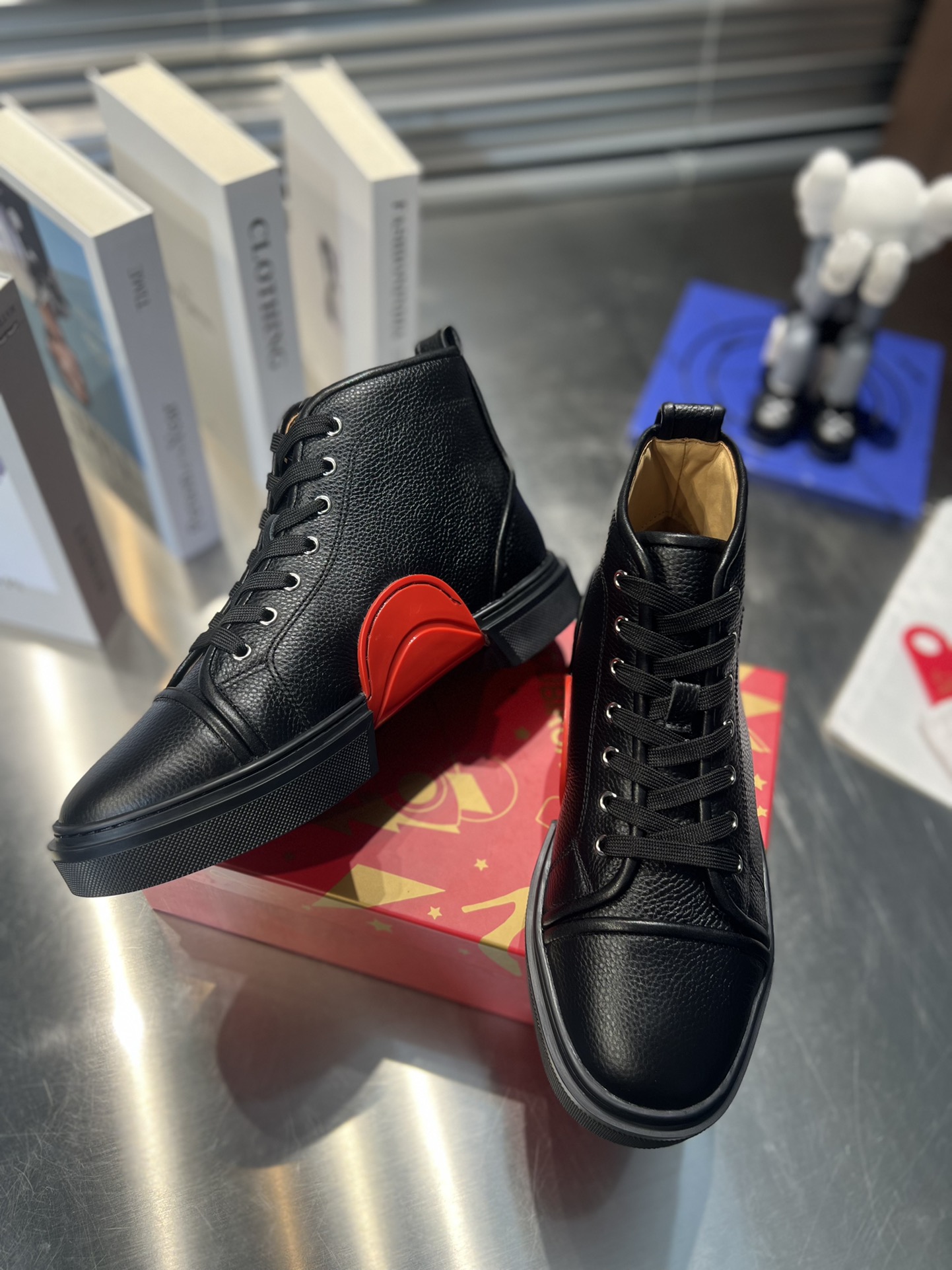 Ch**an louboutin 202451002