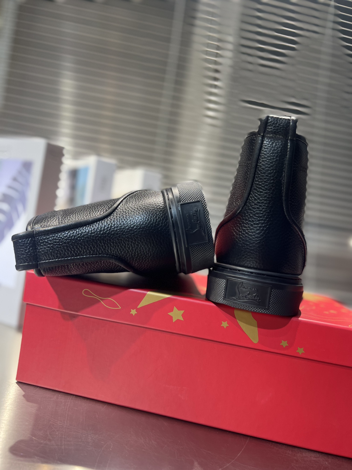 Ch**an louboutin 202451002