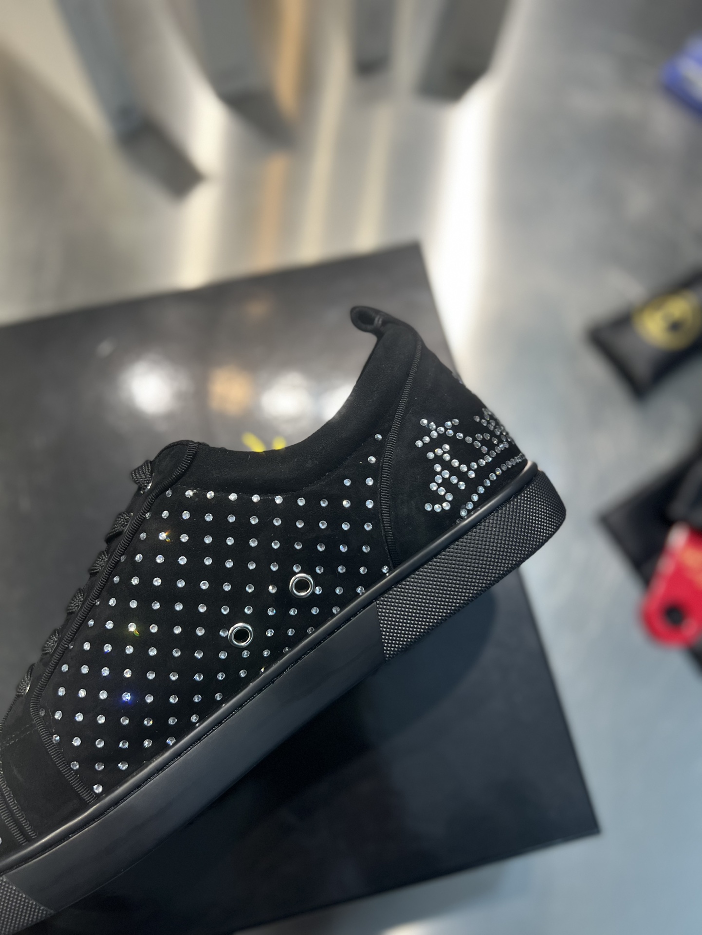 Ch**an louboutin 202451003