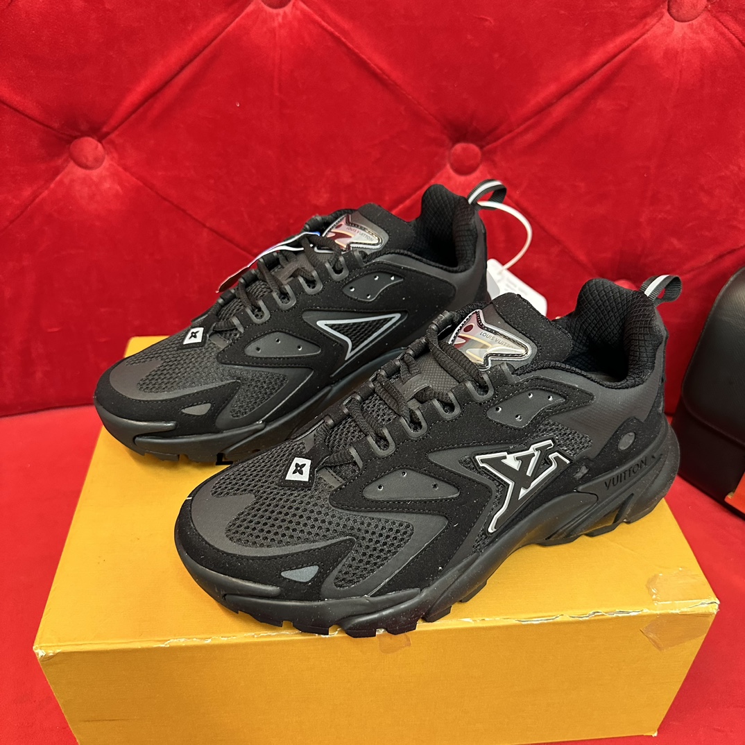 LV  sneaker 2024051001