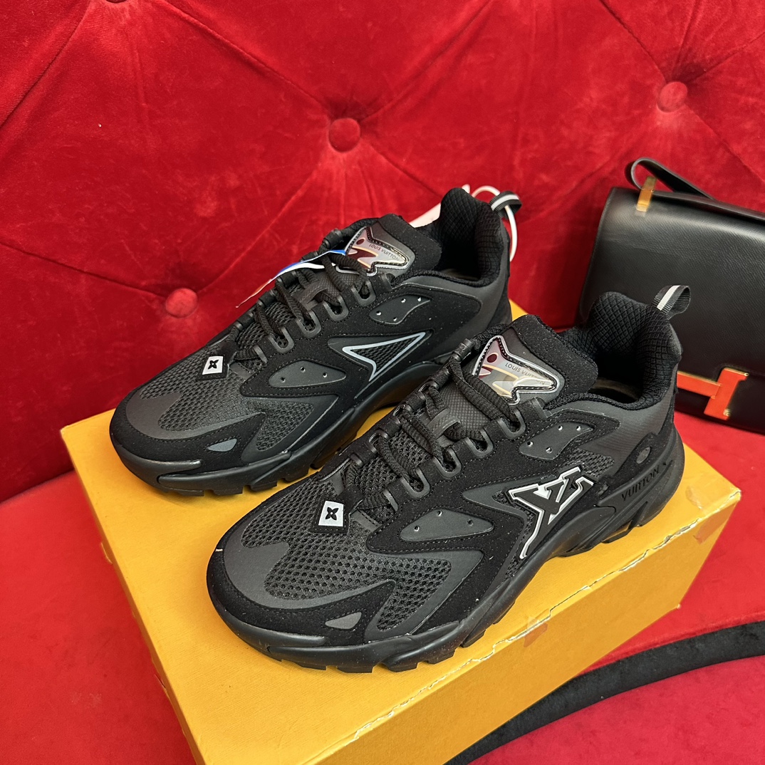LV  sneaker 2024051001