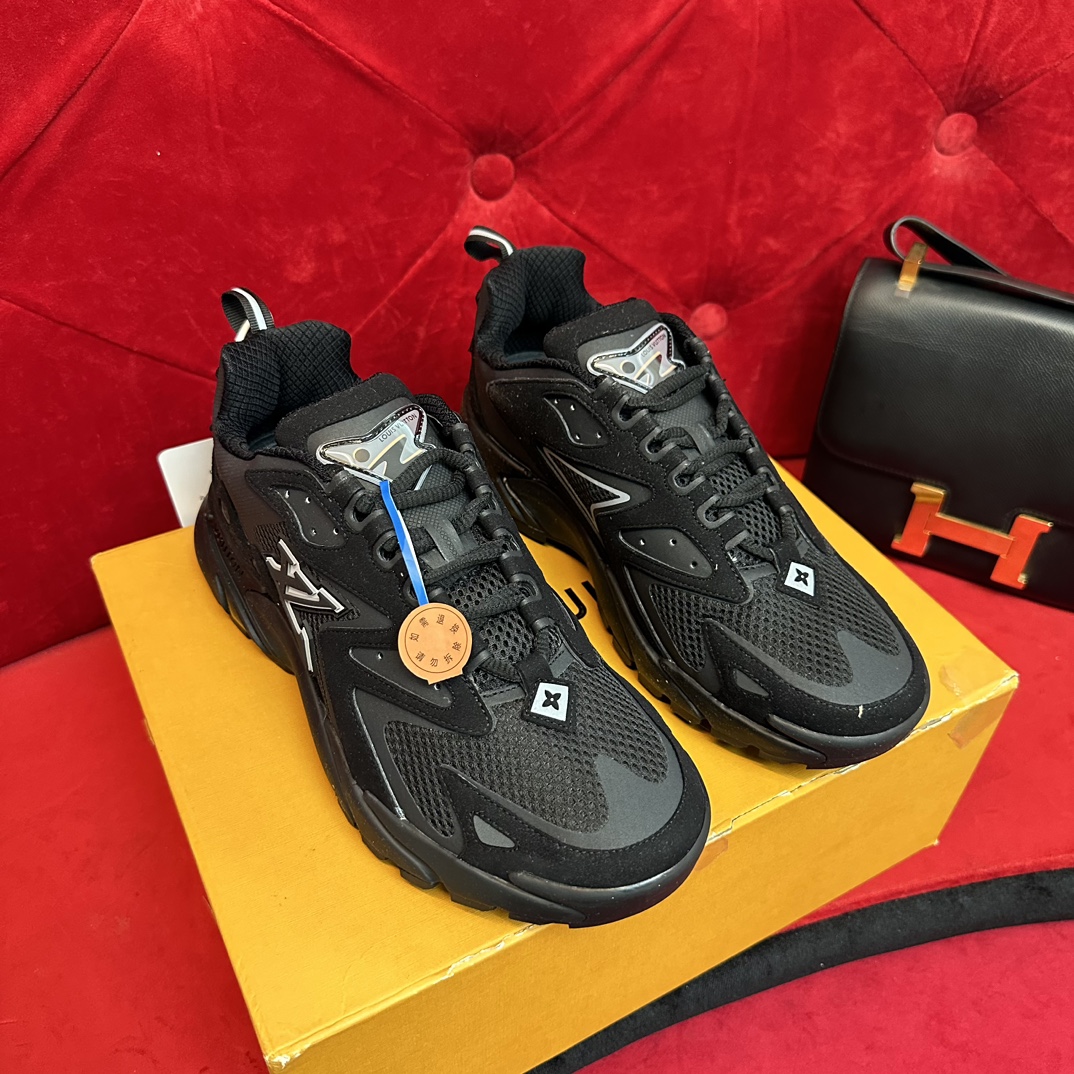LV  sneaker 2024051001