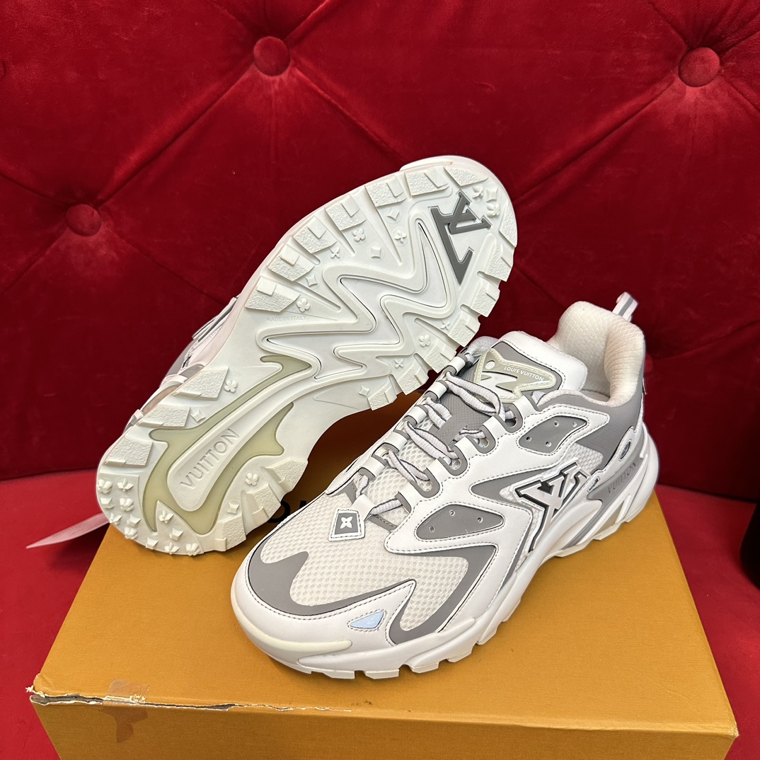 LV sneaker 2024051003