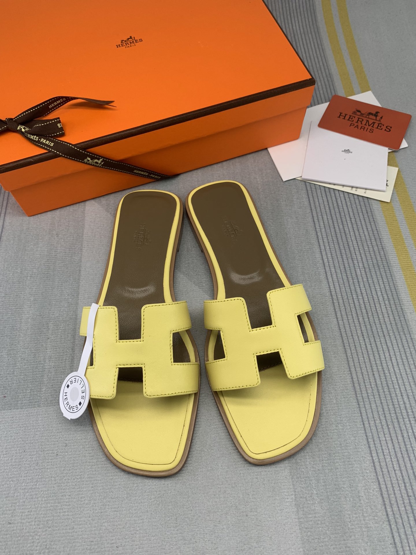 Herm5s slider9