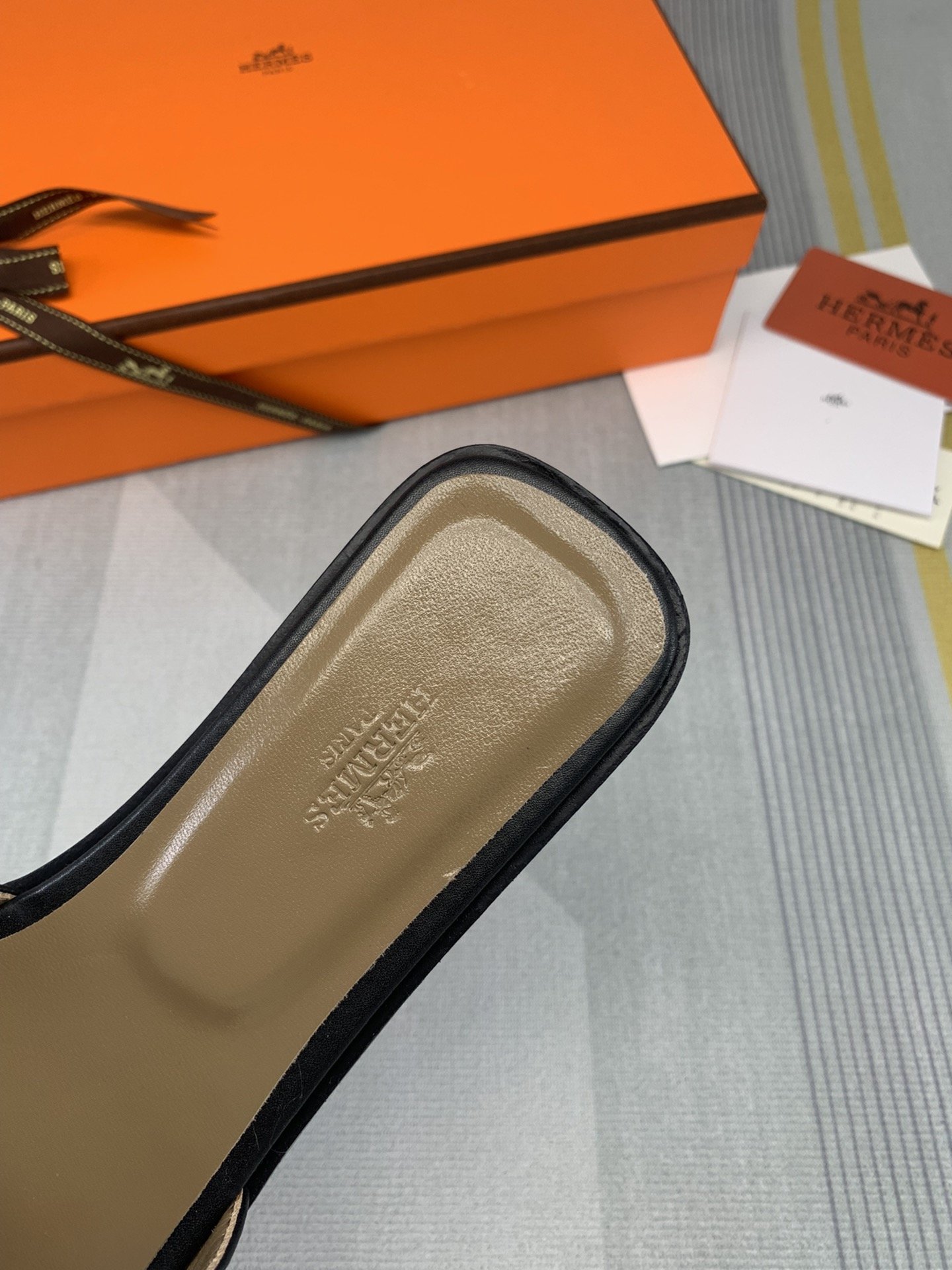 Herm5s slider 12