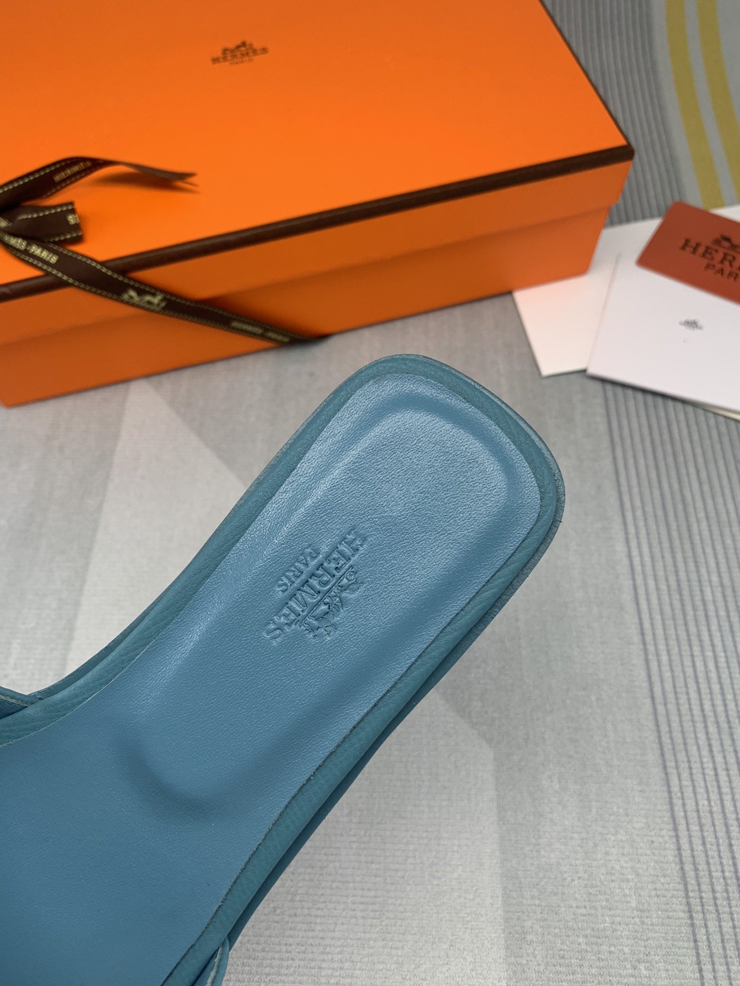 Herm5s slider 19
