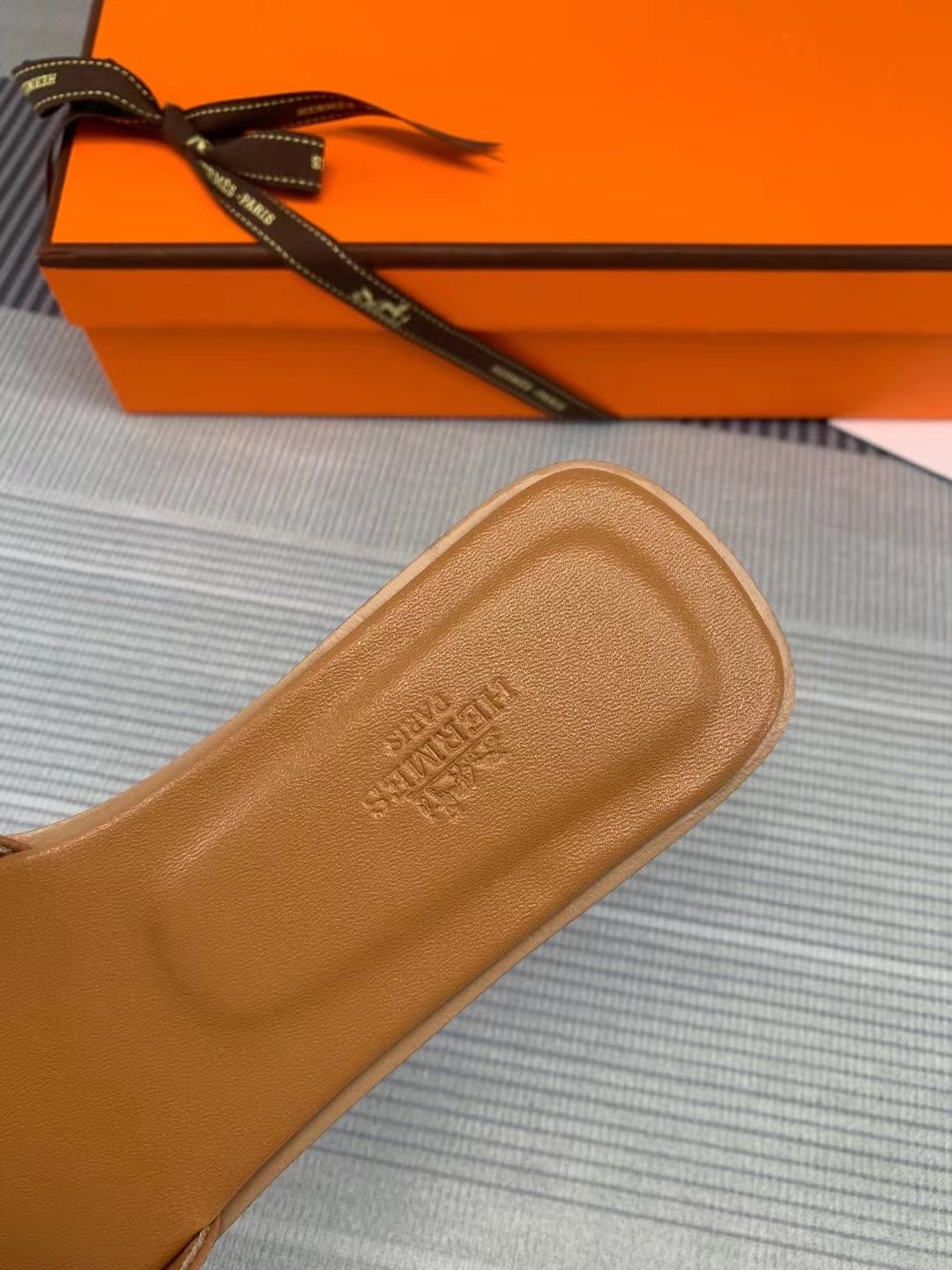Herm5s slider 23