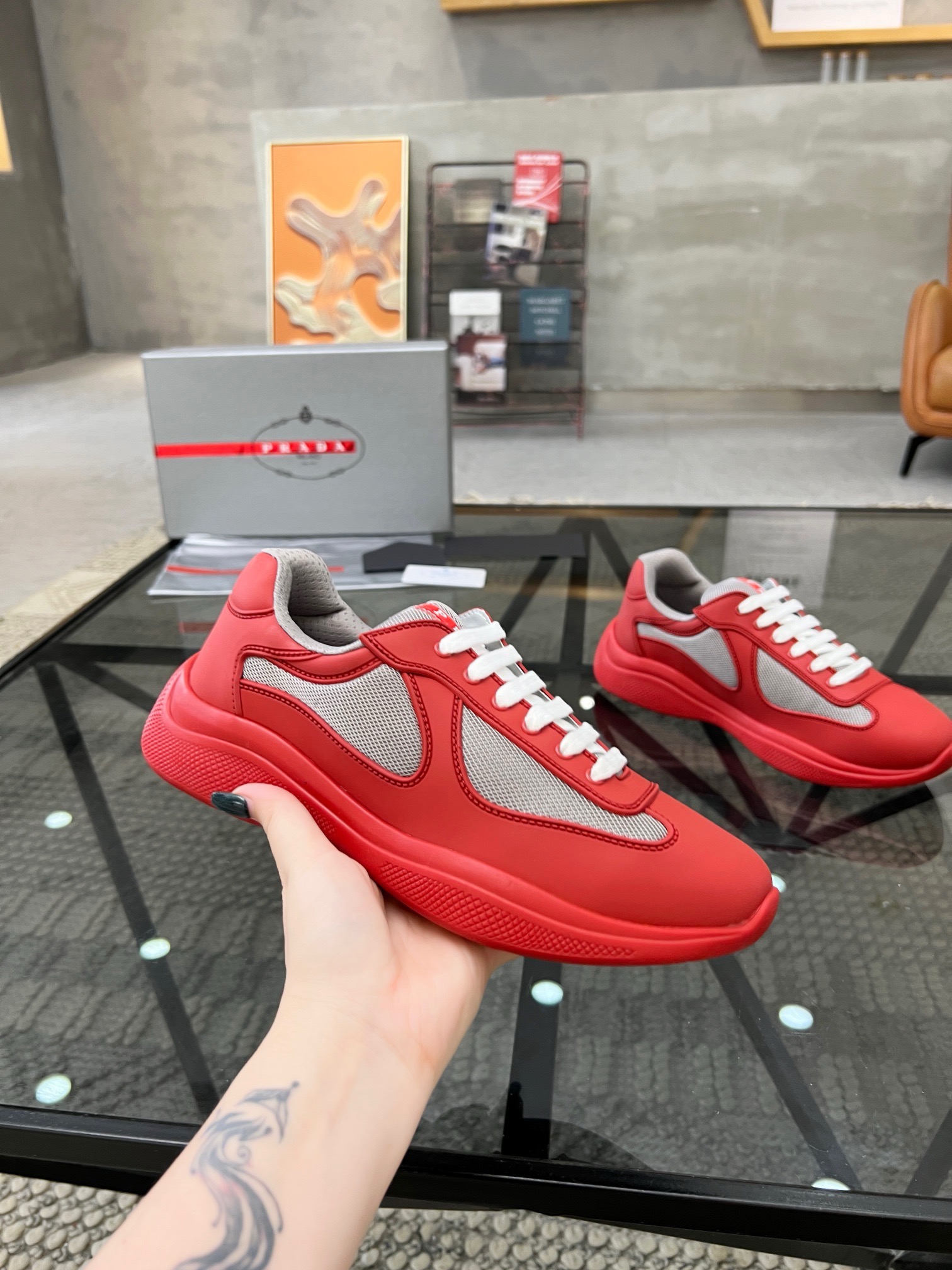 Pra*a sneaker 2024051101