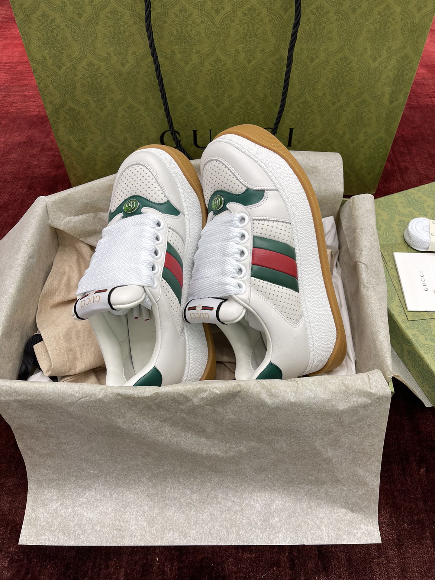 G*u*i sneaker 2024051303