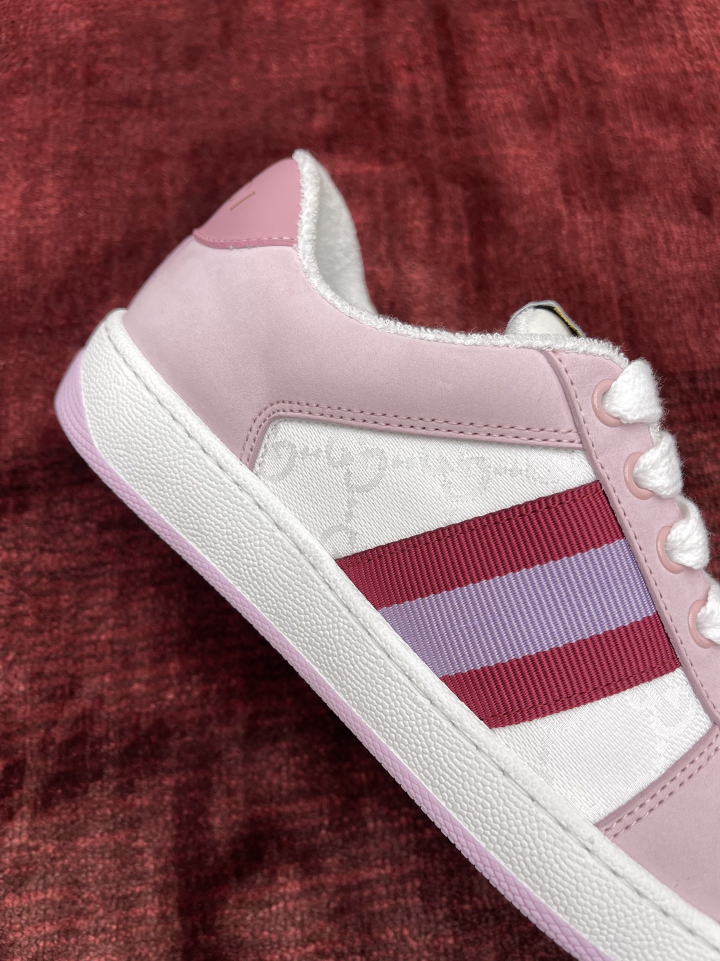 G*u*i sneaker 2024051304
