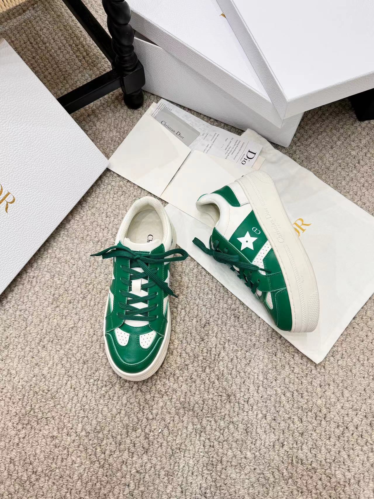 D*or sneaker 2024051601