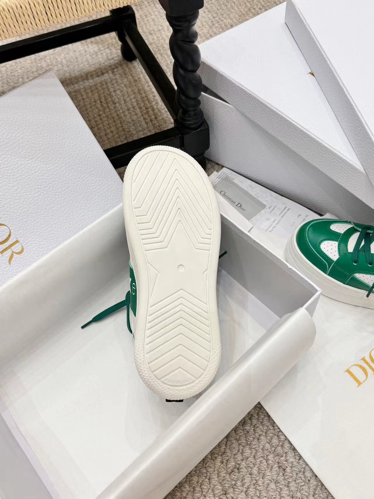 D*or sneaker 2024051601