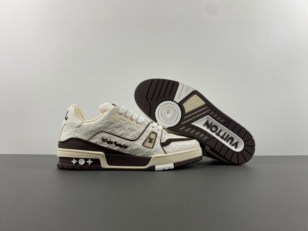 LV sneaker 2024051603