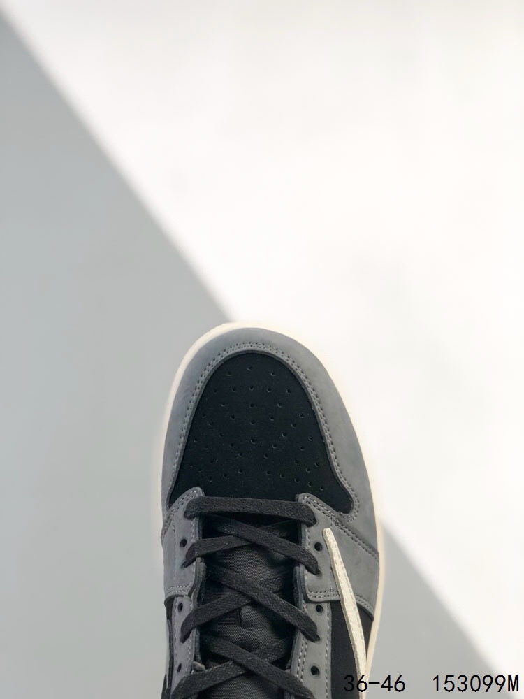 Jordan 1 low travis scott 153099M