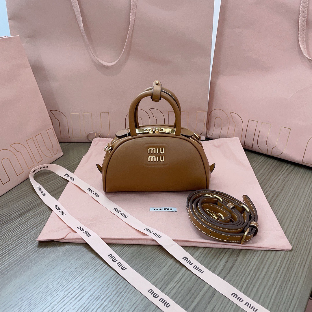 Miu Miu Leather top-handle bag 18CM 2024052301