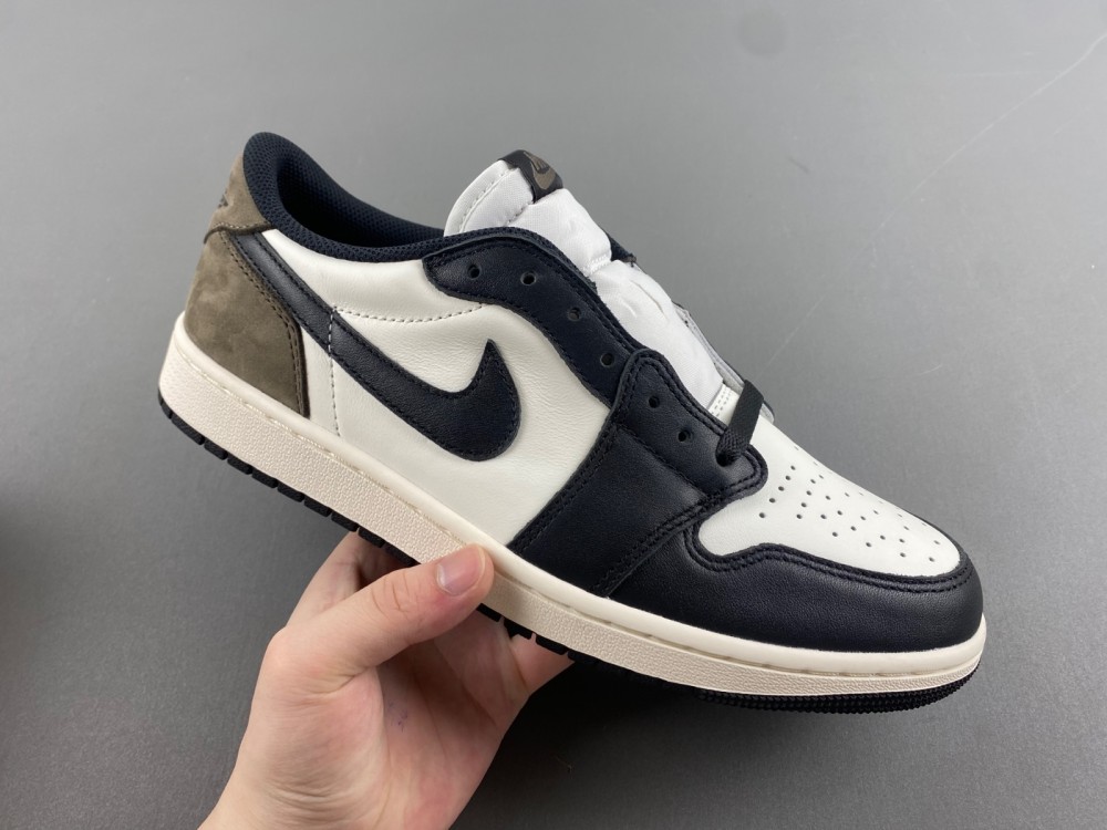 Air Jordan 1 Low OG Mocha CZ0790-102