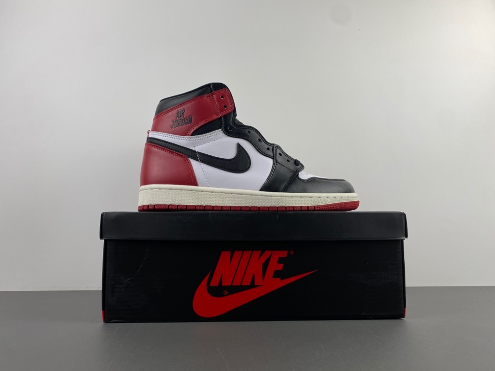 Air Jordan 1 High OG Black Toe Reimagined DZ5485-106